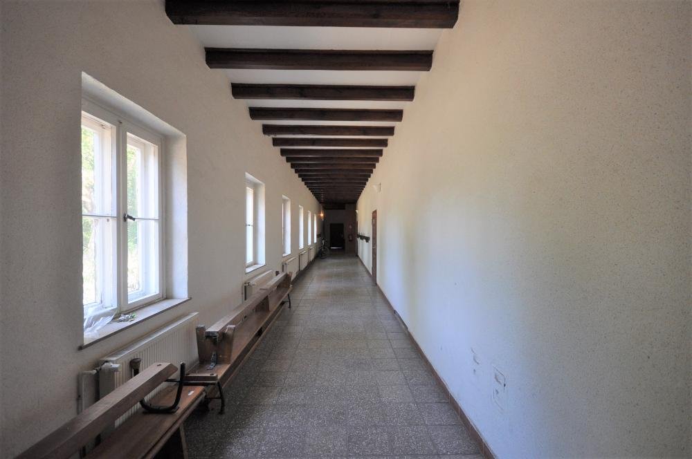 Ehemaliges Schulgebäude mit Wohnhaus in ruhiger Dorfinnenlage in Rohne
