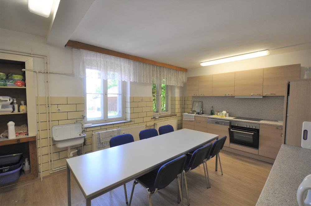 Ehemaliges Schulgebäude mit Wohnhaus in ruhiger Dorfinnenlage in Rohne