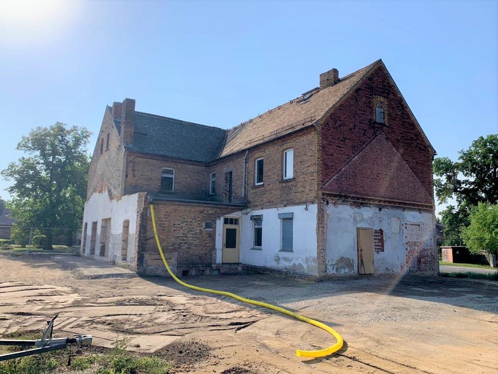 Interessantes Wohn- u. Geschäftshaus zum Sanieren in Rohne