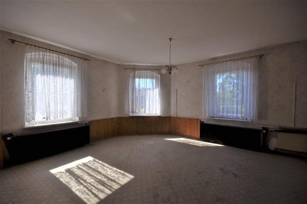 Interessantes Wohn- u. Geschäftshaus zum Sanieren in Rohne