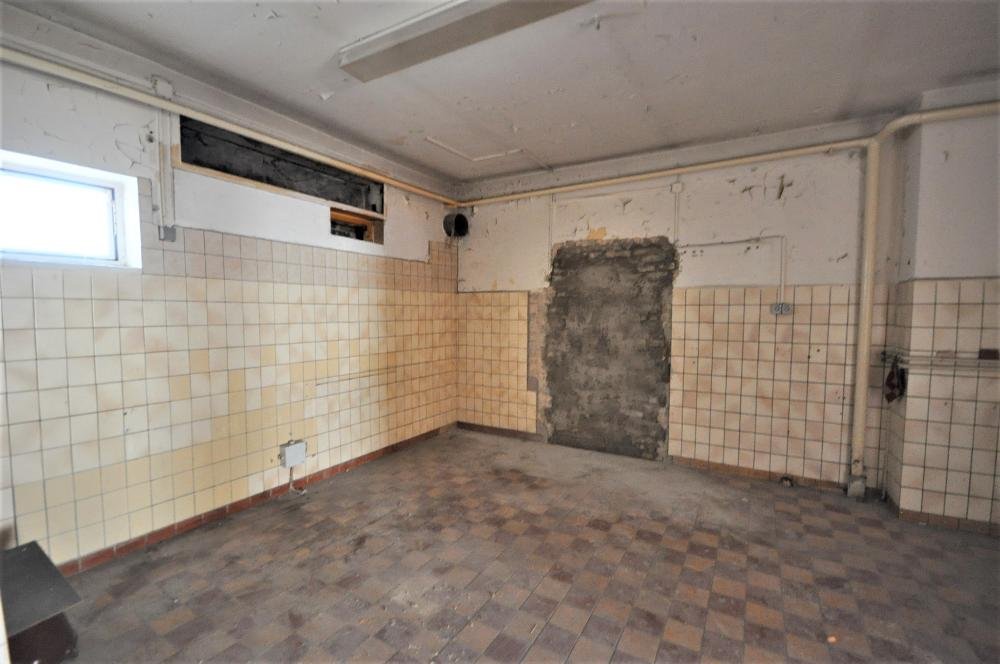 Interessantes Wohn- u. Geschäftshaus zum Sanieren in Rohne