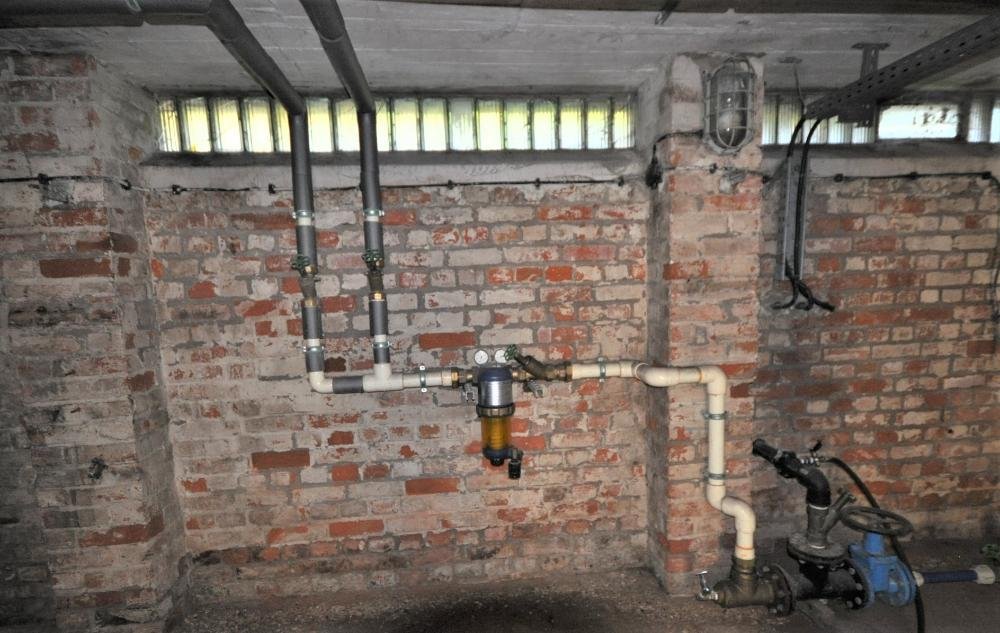 Ehemaliges Wasserwerk zum Umgestalten in der Nähe von Schleife