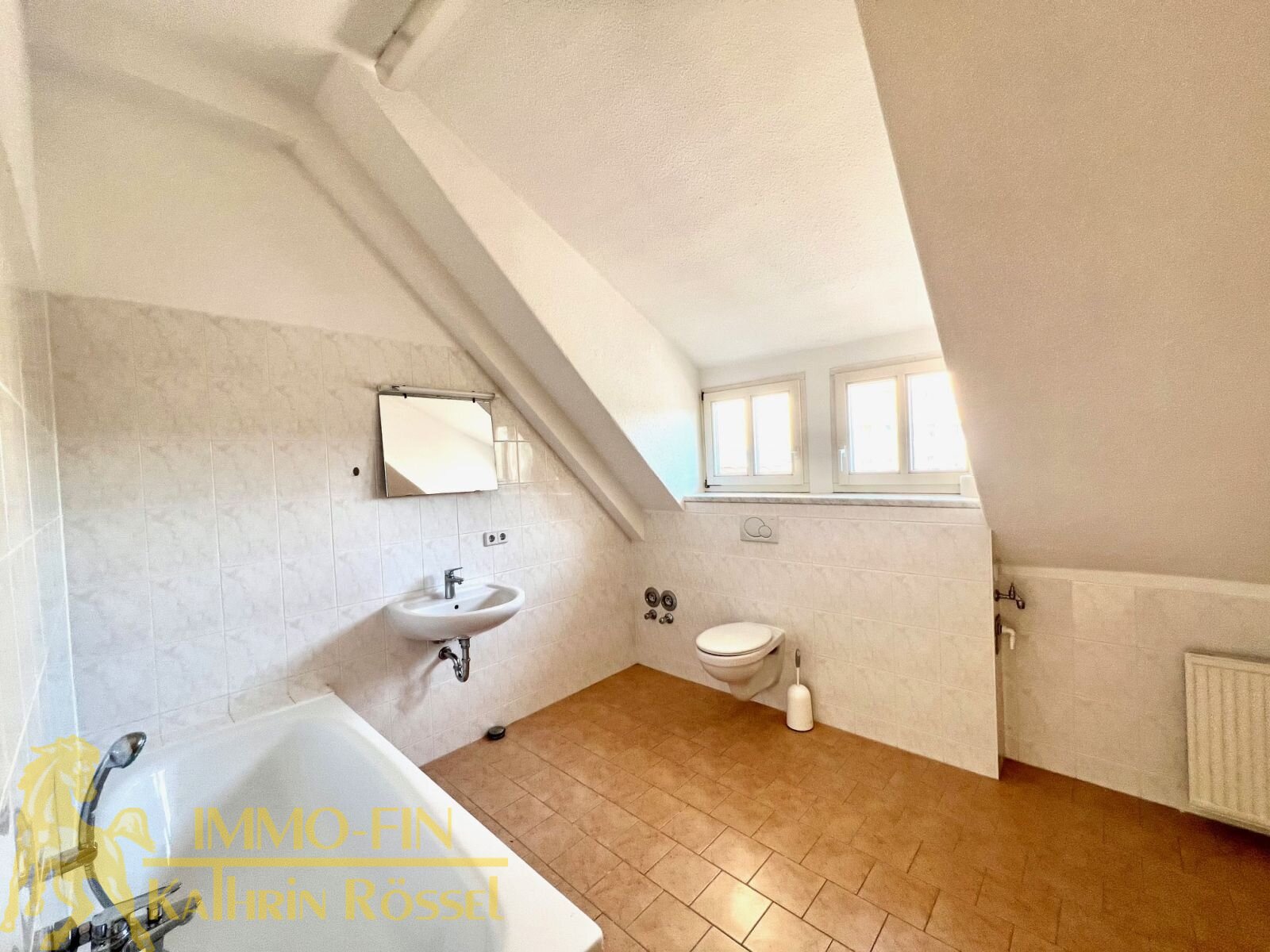 Kleine gemütliche Wohnung in moderner Villa mit Miniküche