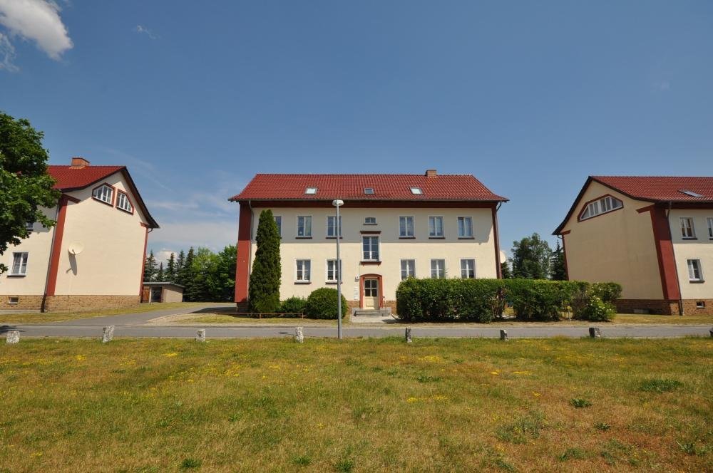 Kleine 3-Zi.-Whg. mit (auf Wunsch) Garage in Weißkeißel