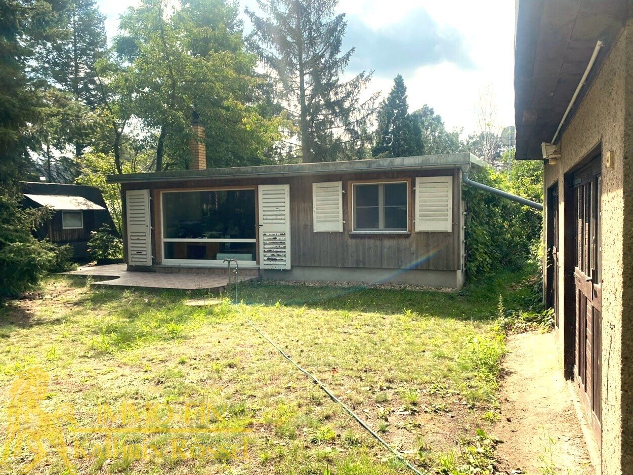 Wohnoase im Grünen: Ein Bungalow zum Verlieben