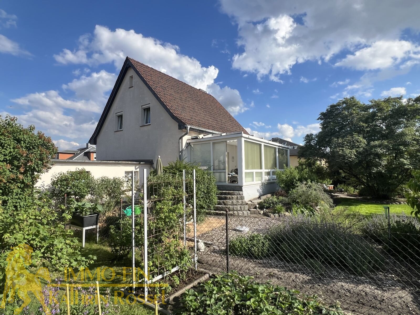 Großzügiges Einfamilienhaus mit Wintergarten und Doppelgarage in ruhiger Lage von Weißwasser