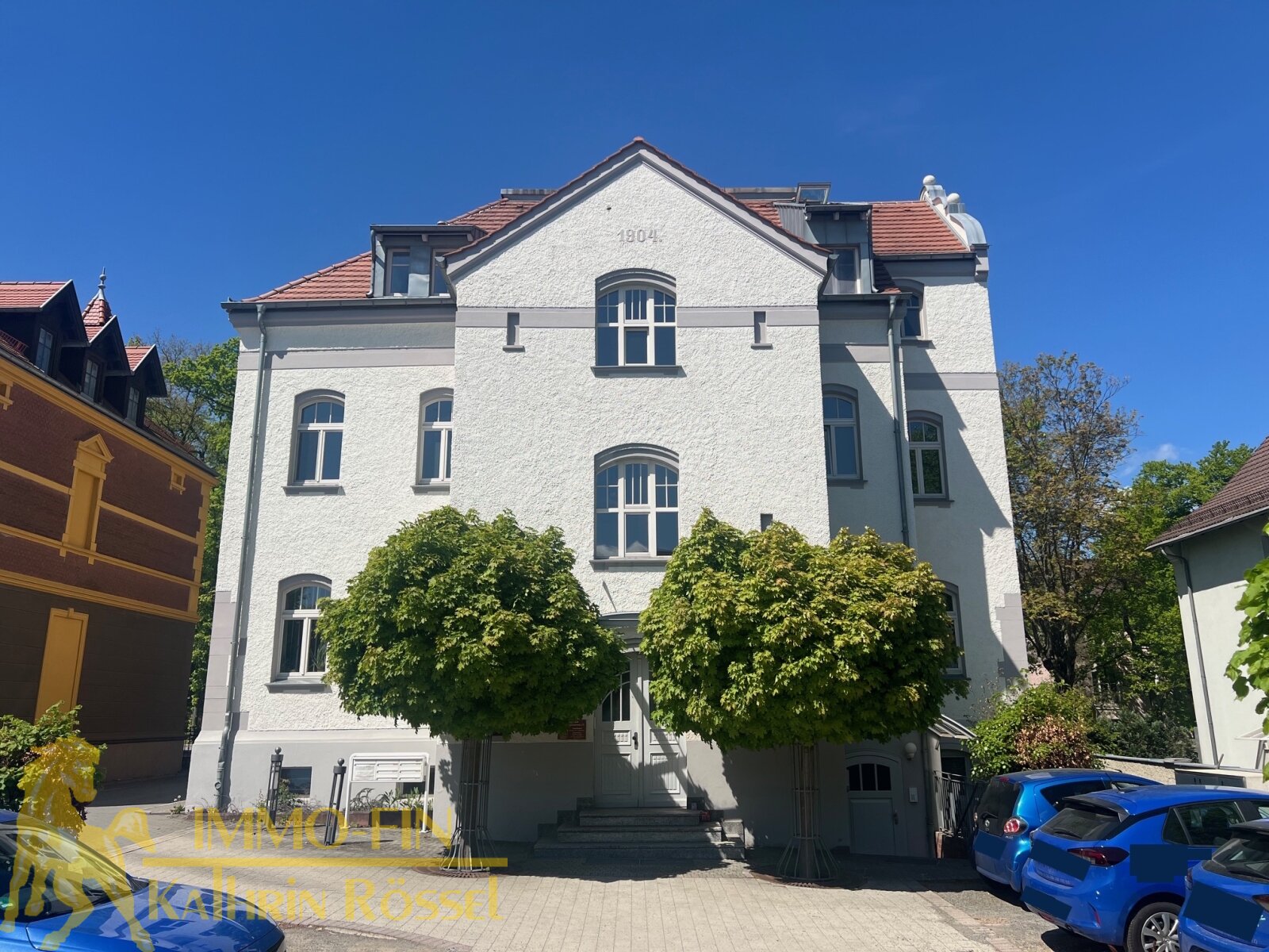 Investieren in Substanz: Gepflegte Villa mit attraktiven Mieteinnahmen
