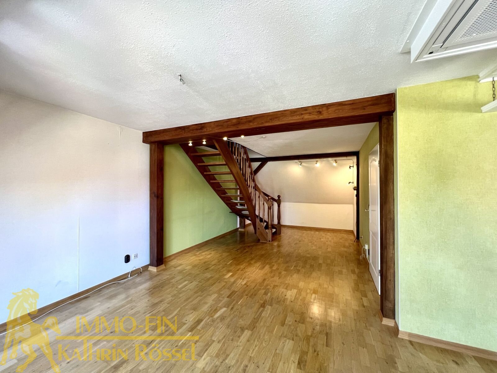 Kapitalanlage oder Selbstnutzung: Flexibles Immobilienpaket mit Maisonette-Traum und Balkon
