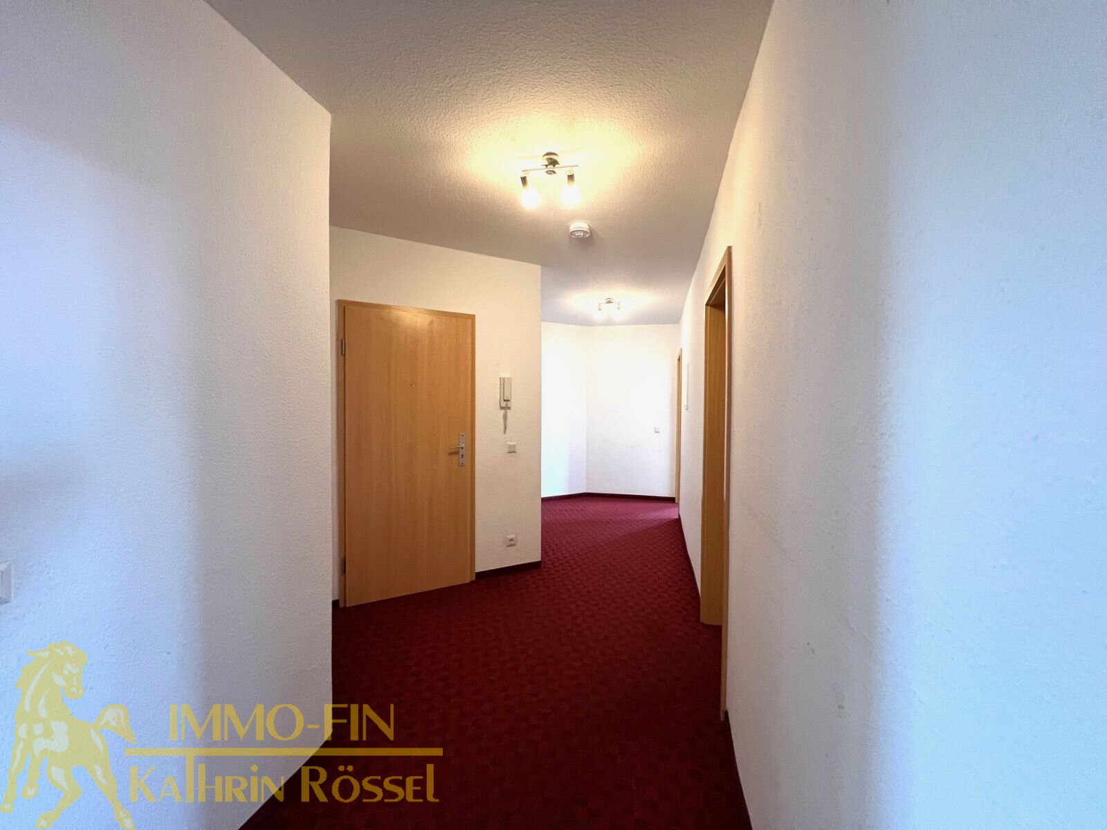 3 RWE mit Balkon in zentraler Innenstadtlage mit Einbauküche