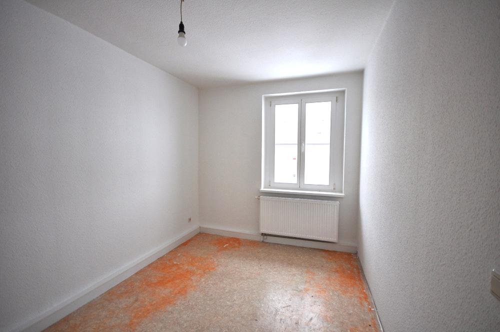 Familienfreundliches Wohnen im Grünen – 3-Zi.-Wohnung in Weißkeißel