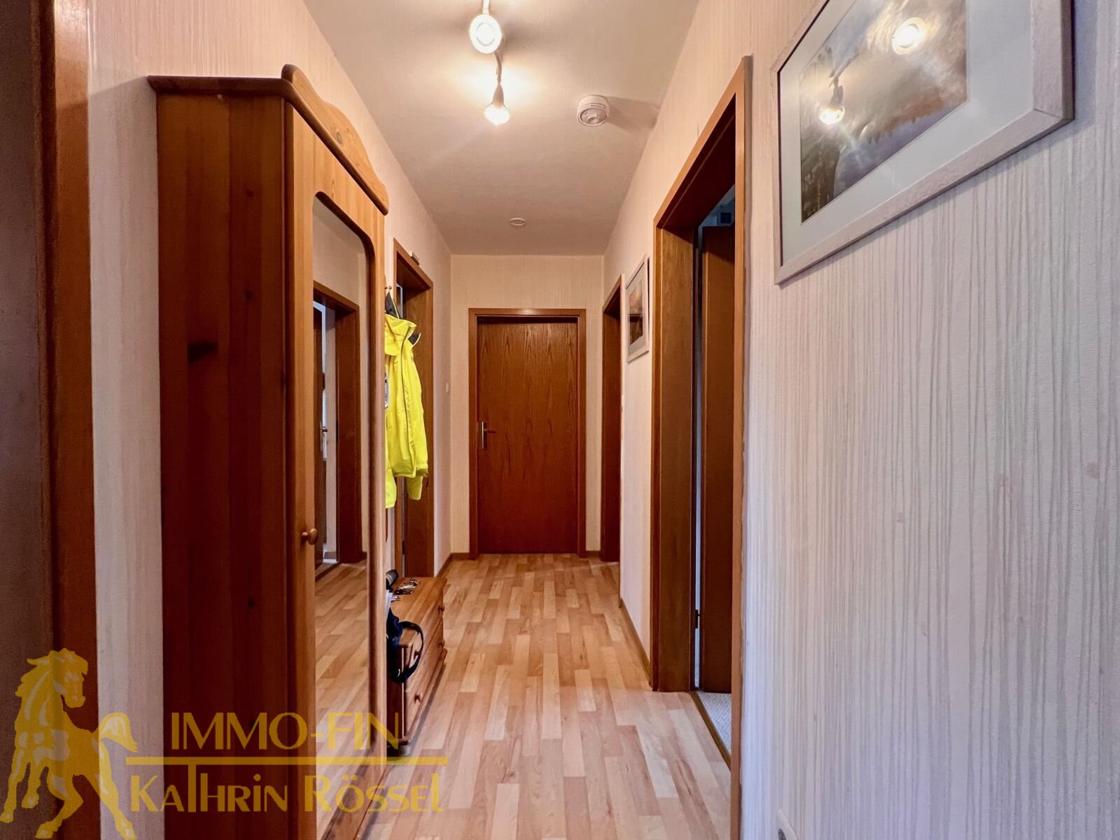 Praktische Vierzimmerwohnung mit Einbauküche in Krauschwitz