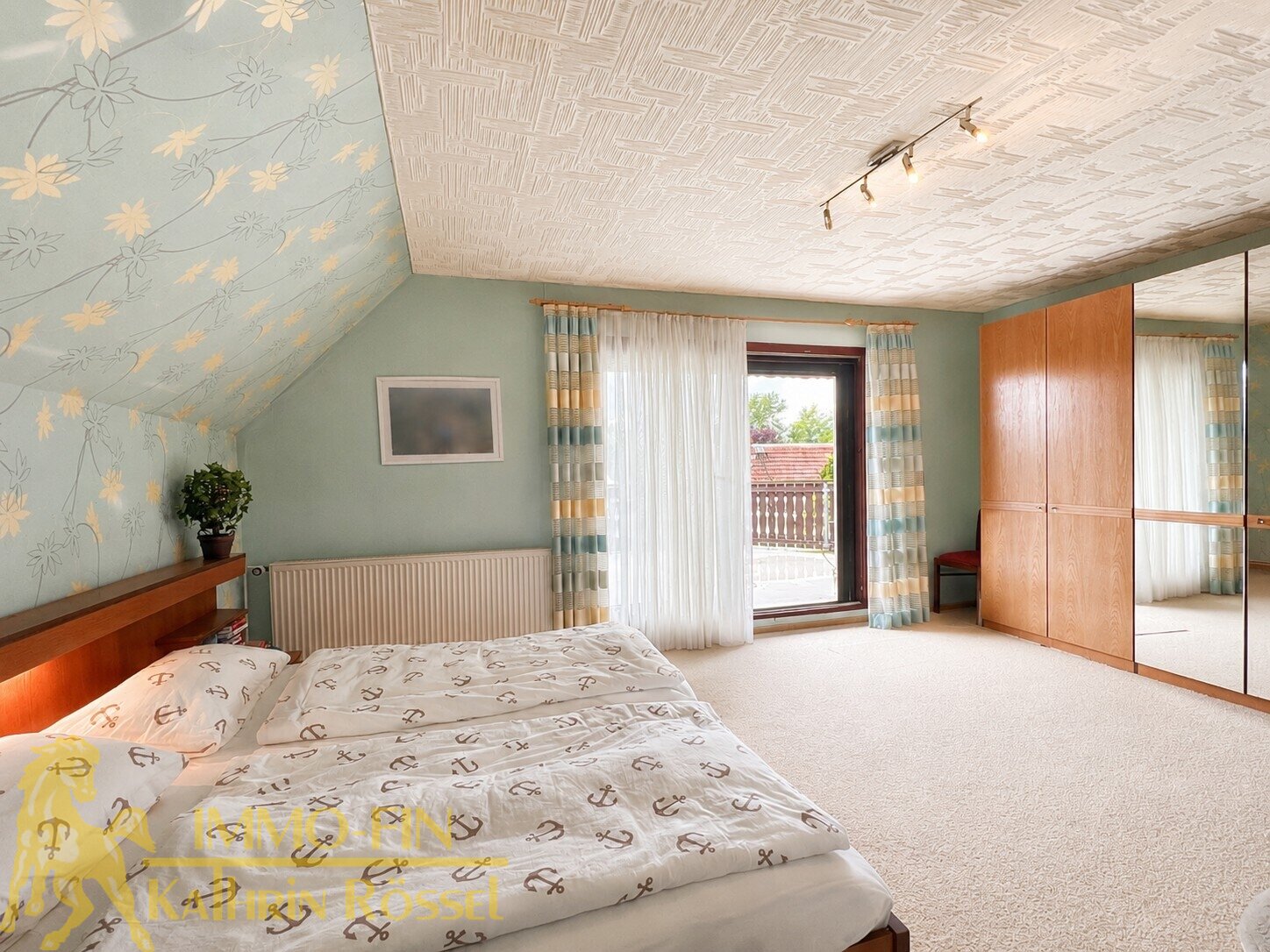 Großzügiges Einfamilienhaus mit Sauna, Doppelgarage und viel Platz für Wohnen & Freizeit