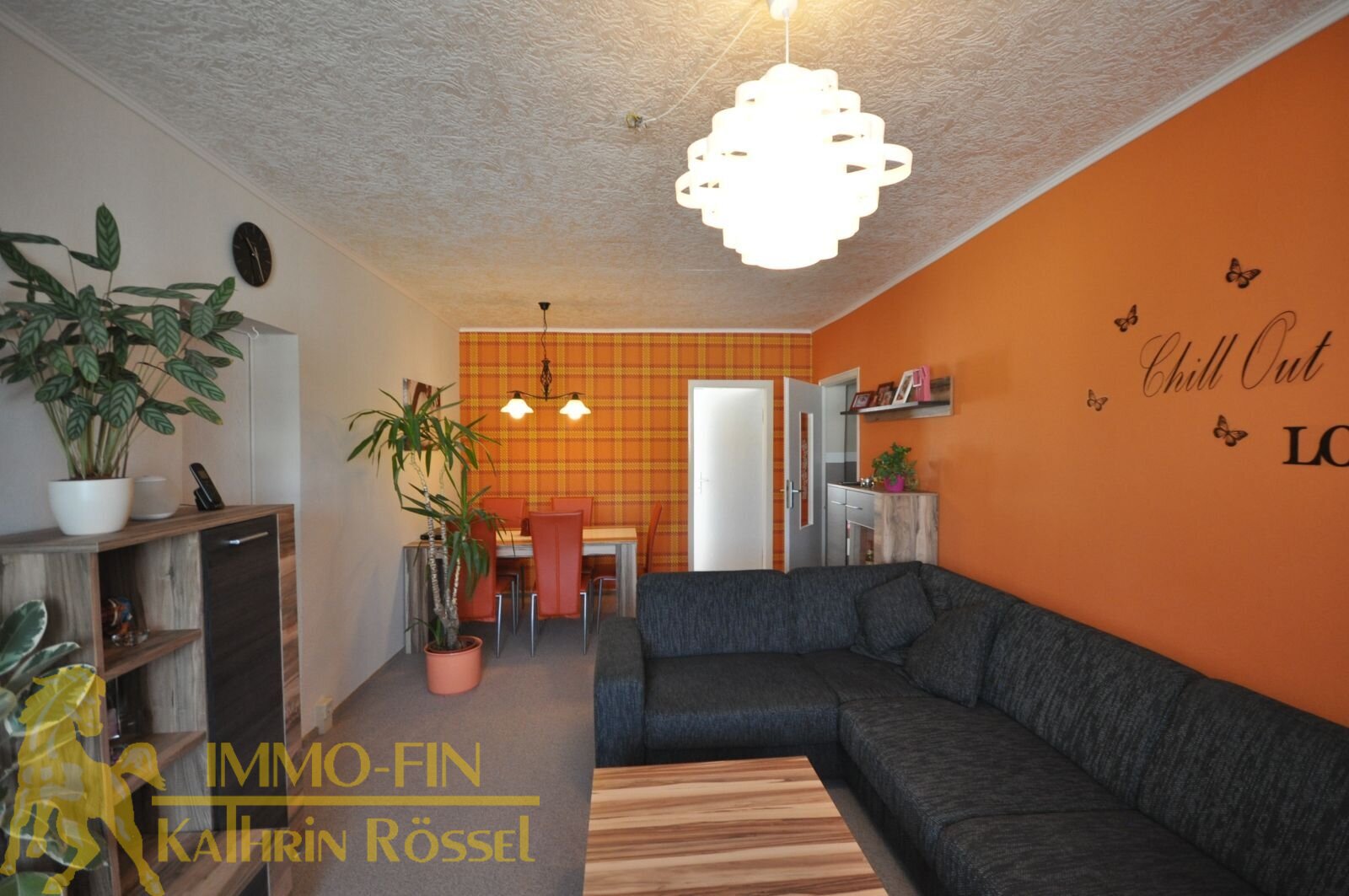 Wohnzimmer mit Essbereich