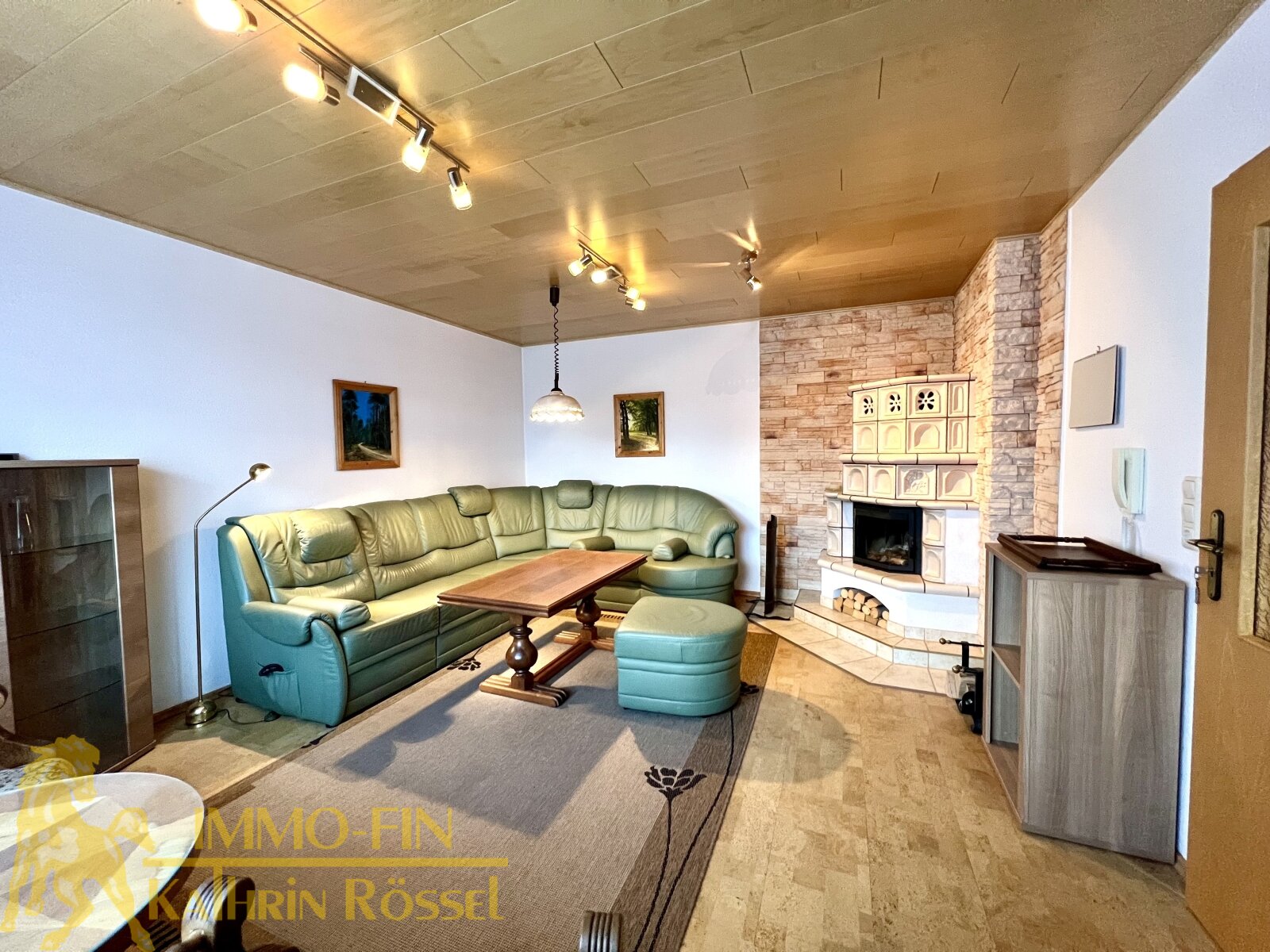 EG: 1 RWE Wohnzimmer