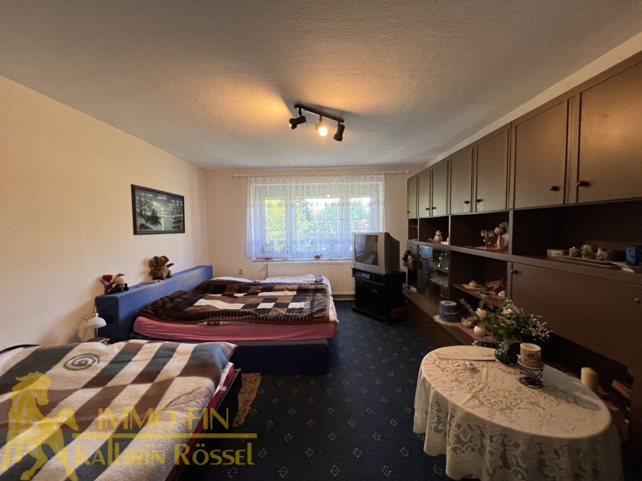 Zimmer rechte Seite von der Diele Rtg. West Zimmer rechte Seite von der Diele Rtg. West