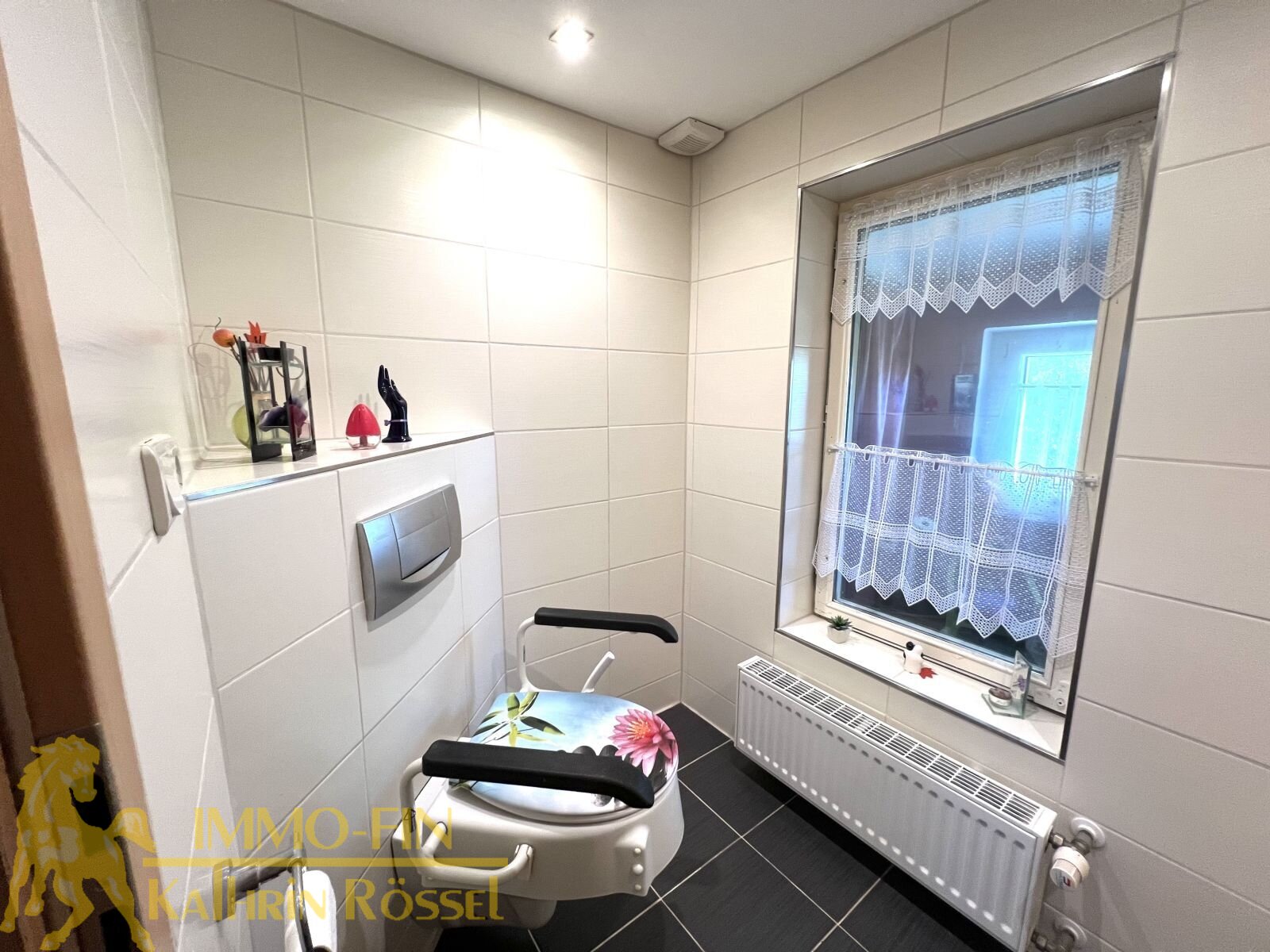 EG: Separiertes WC EG: Separiertes WC