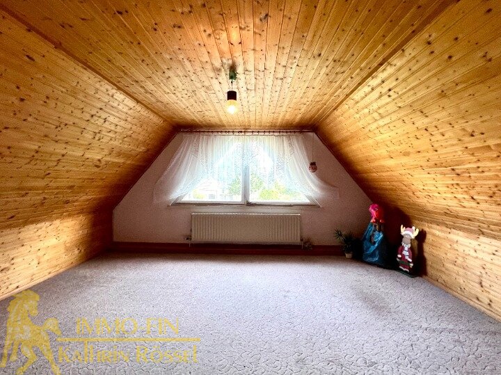 Wohnhaus - SB: Großes Kinderzimmer Wohnhaus - SB: Großes Kinderzimmer