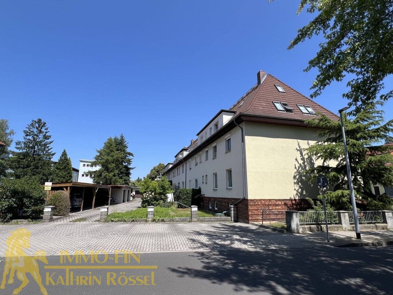 Zufahrt Hofbereich S Zufahrt Hofbereich S
