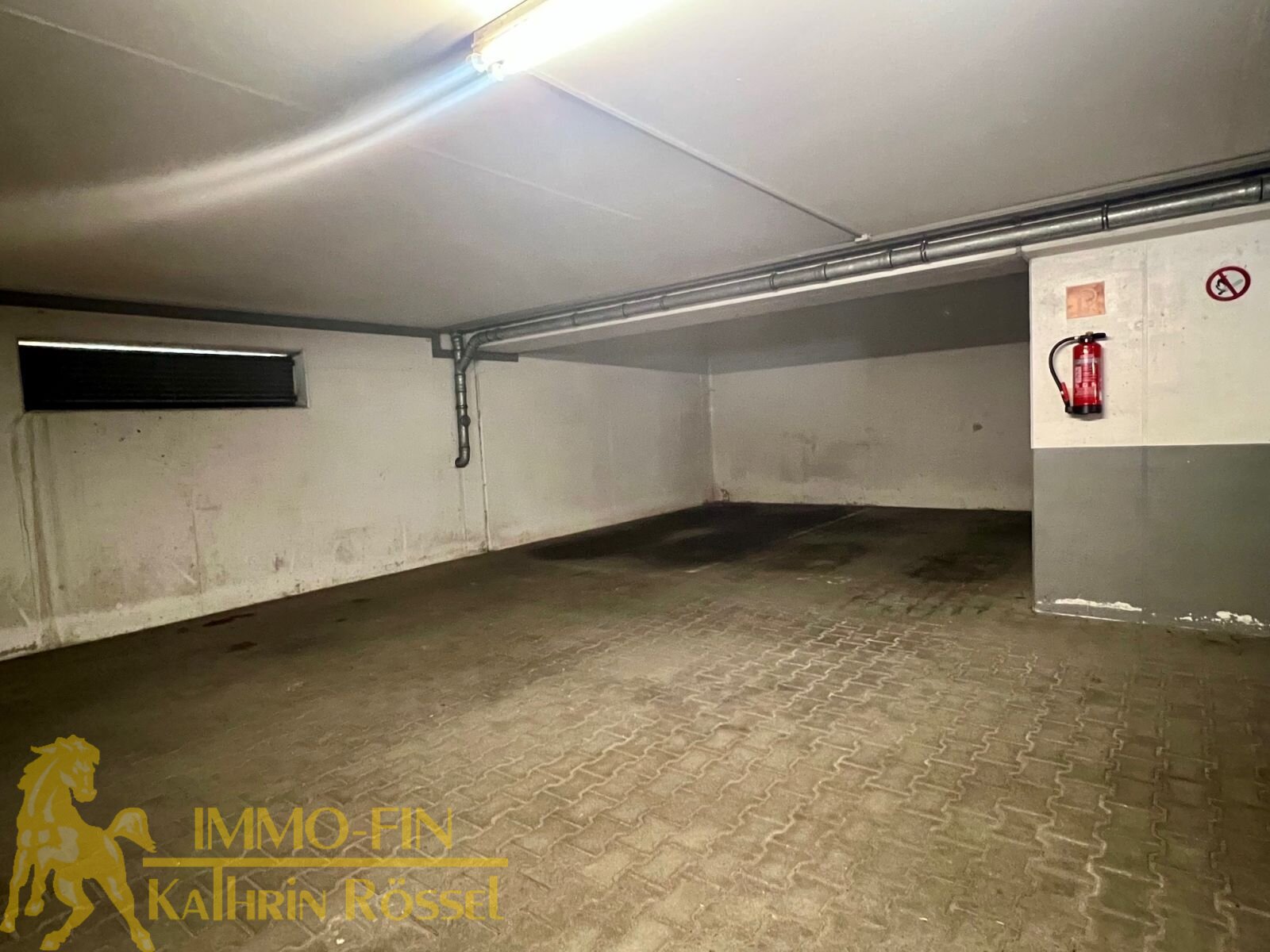 Sondereigentum Tiefgaragenstellplatz Sondereigentum Tiefgaragenstellplatz