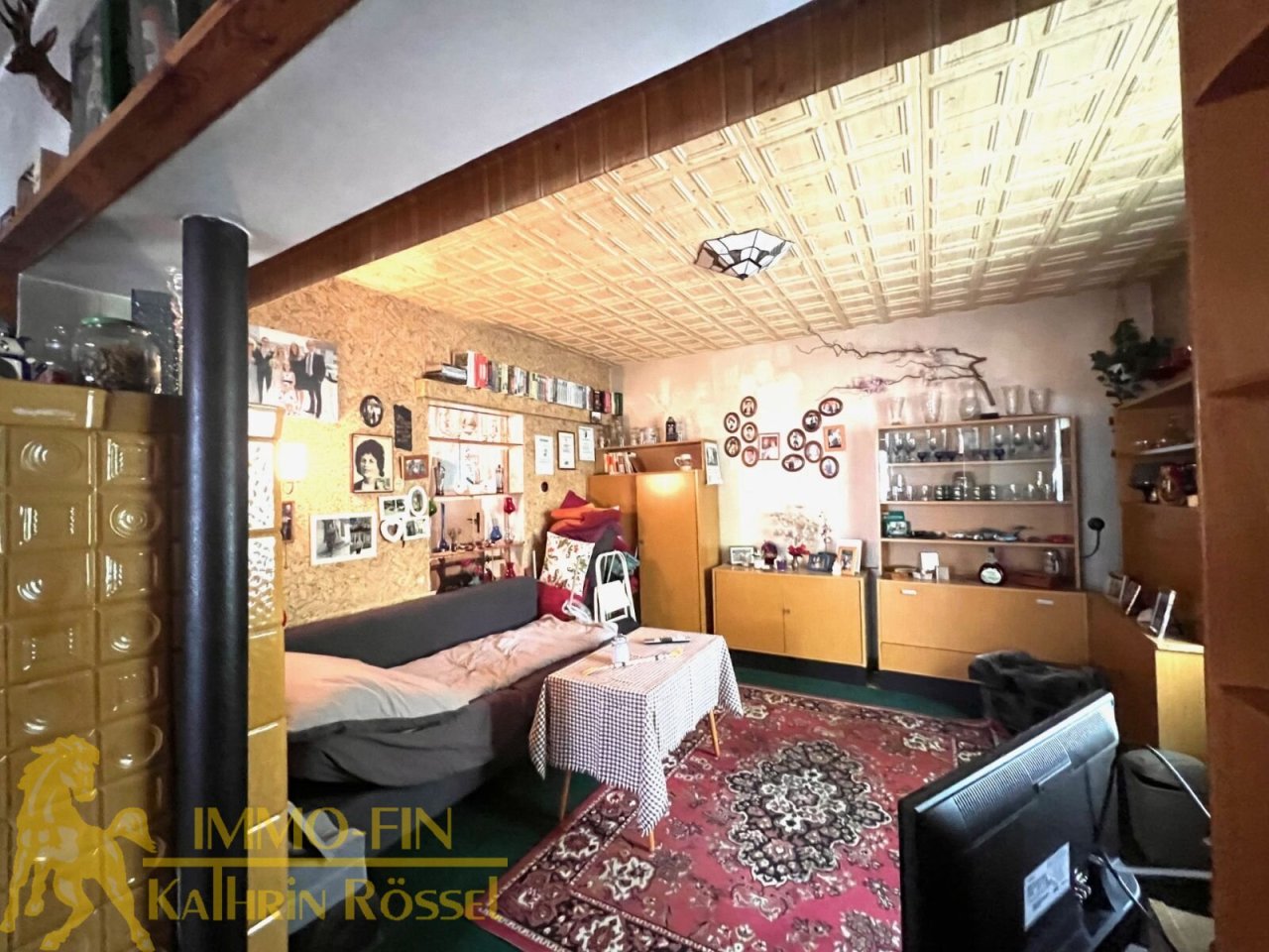 EG: Hinteres ZImmer der Wohnstube