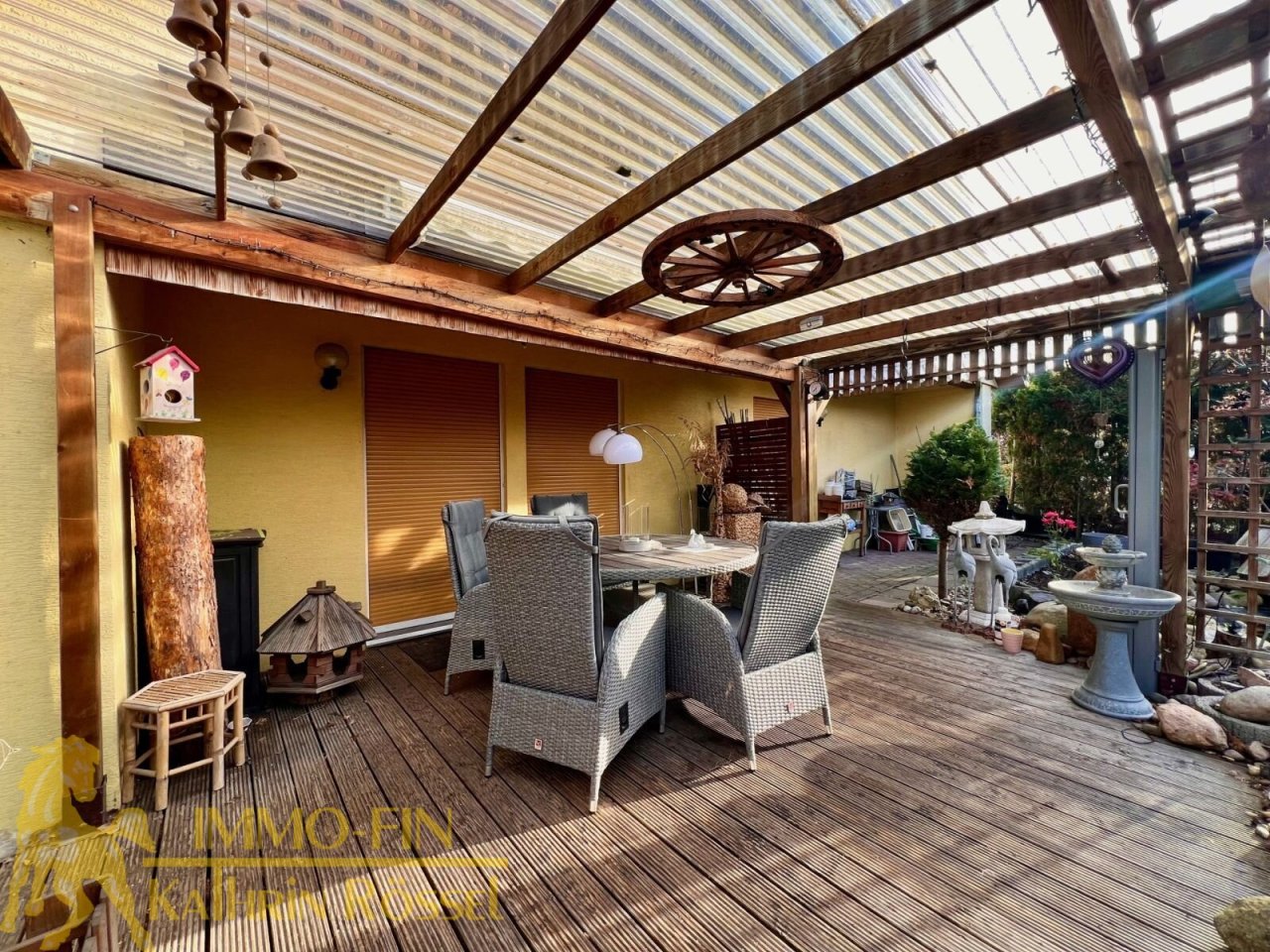 Überdachte Terrasse - Zugang von der Wohnstube Überdachte Terrasse - Zugang von der Wohnstube