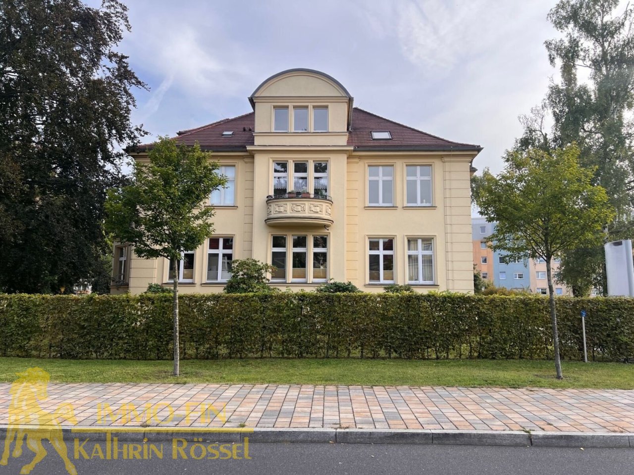 Nordansicht des Ärztehauses - Straßenansicht