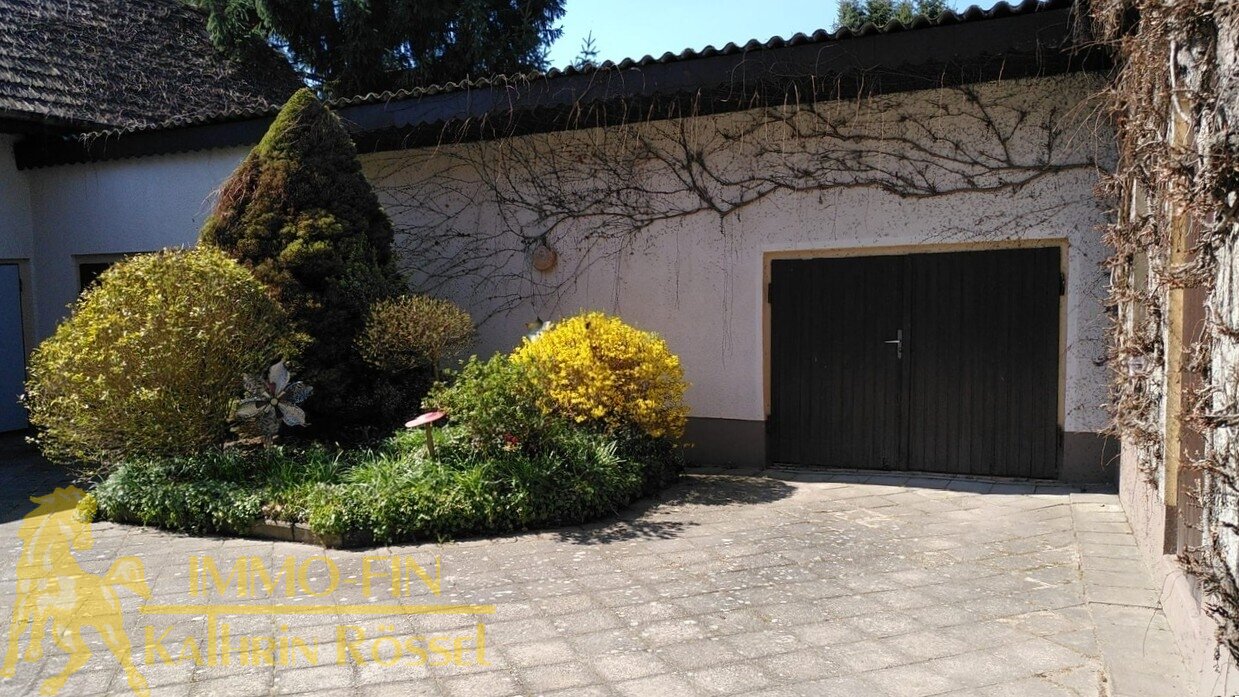 Innenhof - 2. Garage