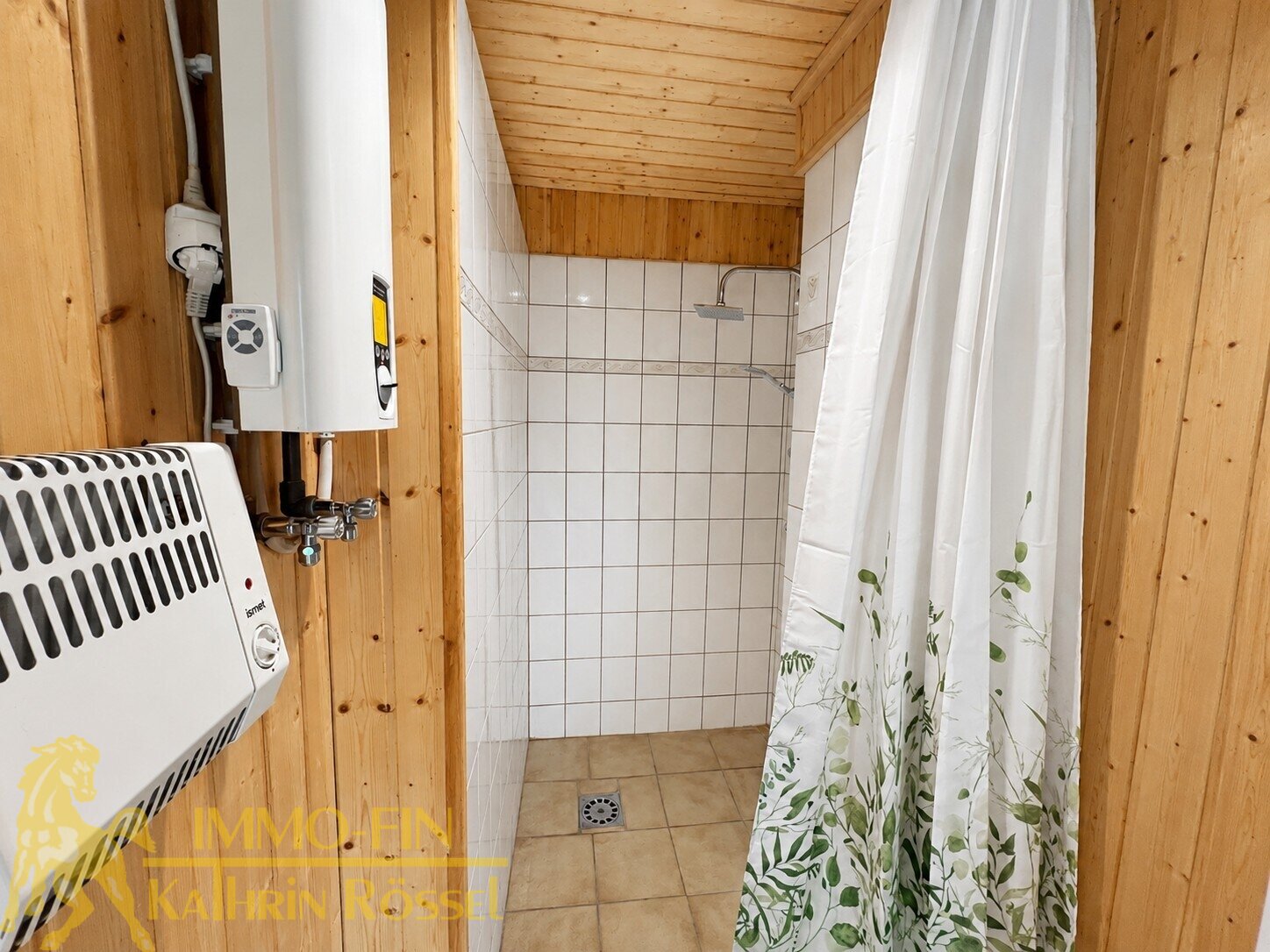Nebengeb.: EG DU neben der Sauna (KI-optimiert)
