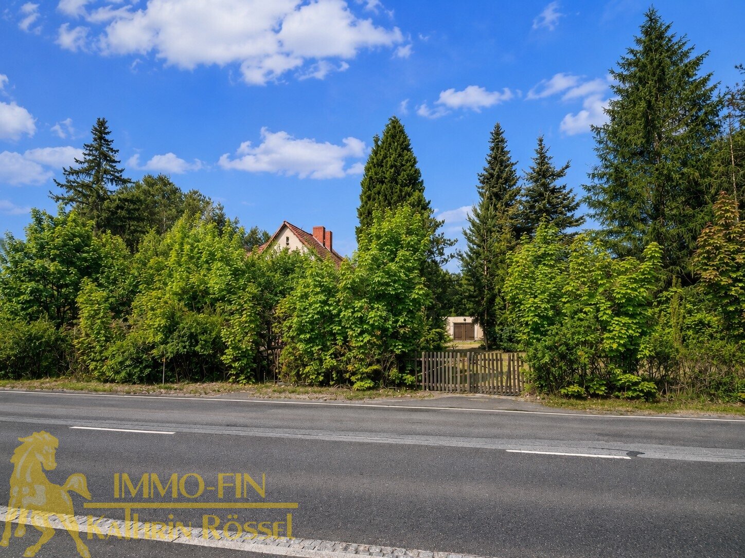 Ansicht Nordost - Straßenansicht Ansicht Nordost - Straßenansicht