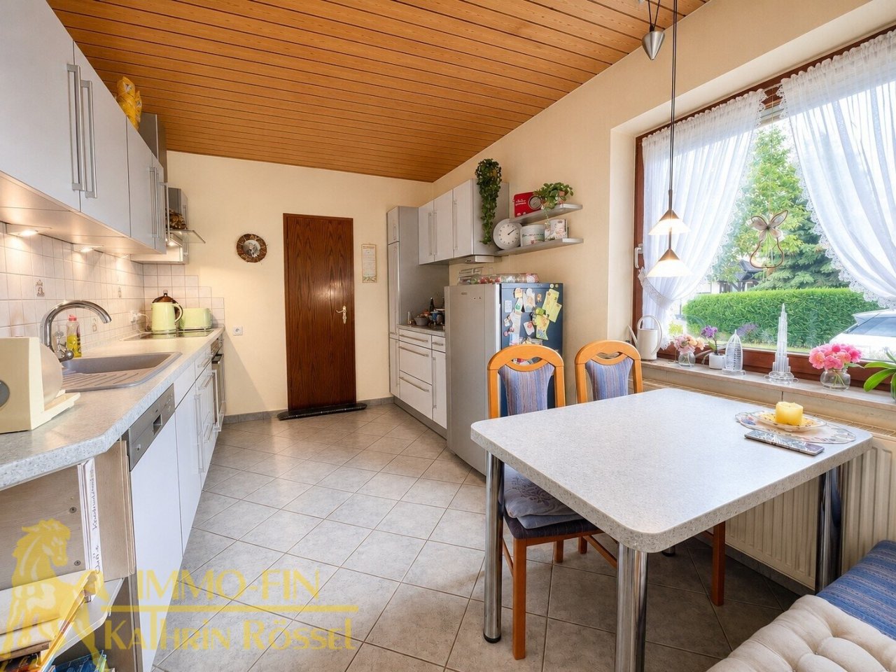 EG: Küche mit Speisekammer EG: Küche mit Speisekammer