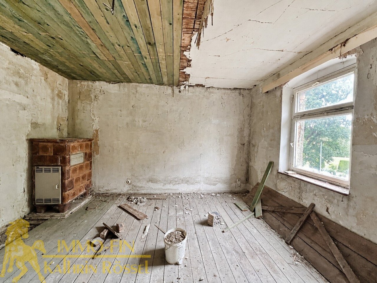 DG: Zimmer Rtg. West (KI-optimiert)